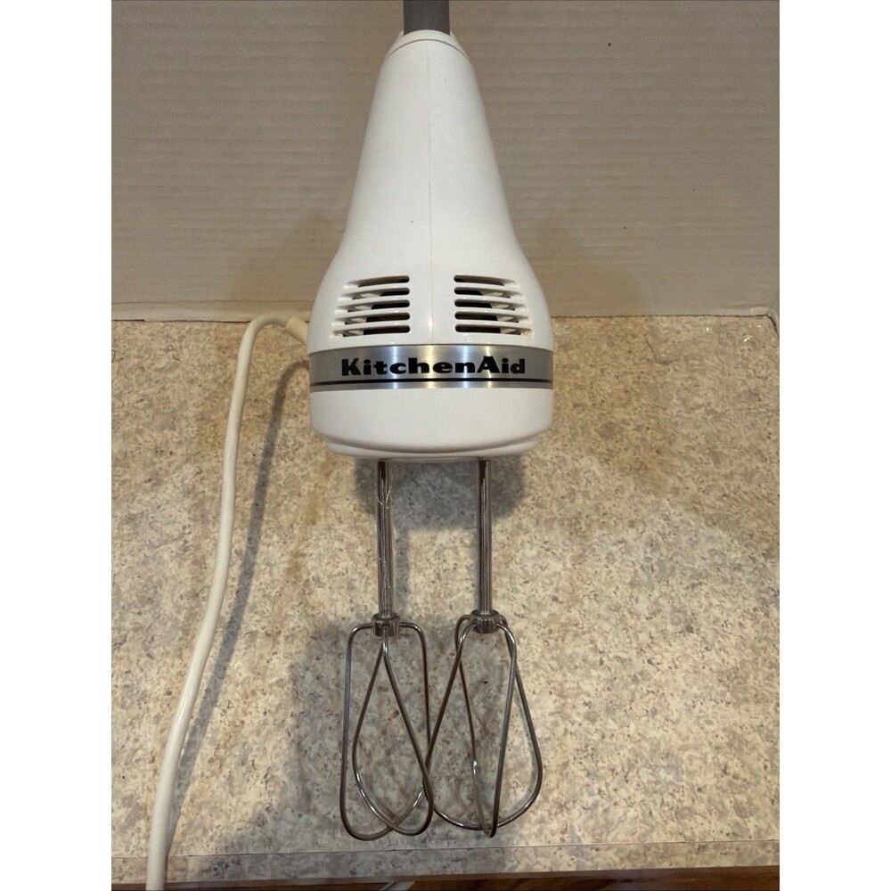 KitchenAid Classic 3 Hand Mixer KHM3WH2 White w/ Beaters Tested Electric 3-Speed